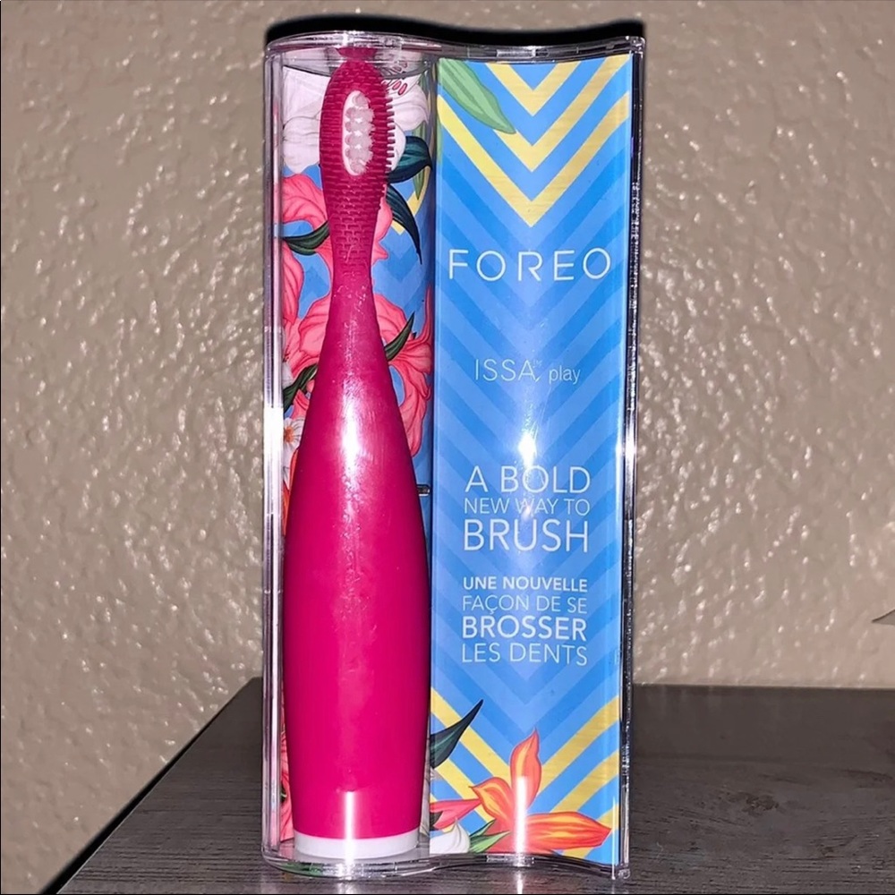Foreo Issa Play Tooth brush